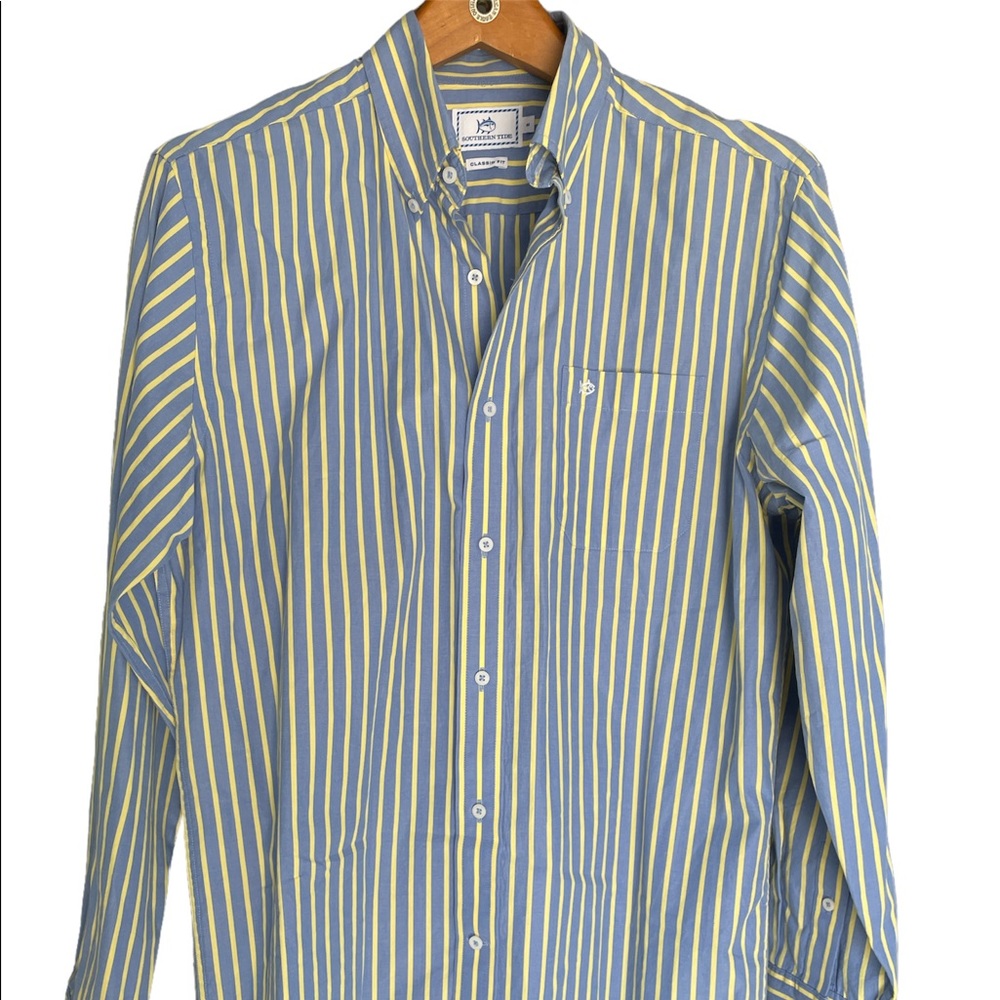 Men’s Medium Southern Tide Classic Fit Button Down
